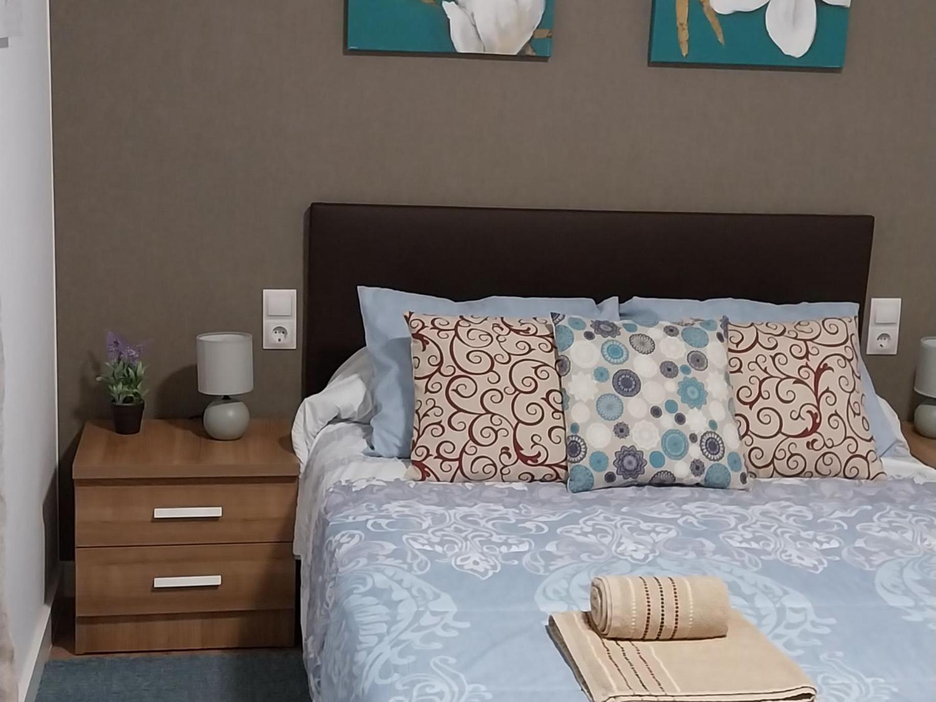 Piso Navas 2 Apartment Navas de San Antonio ภายนอก รูปภาพ